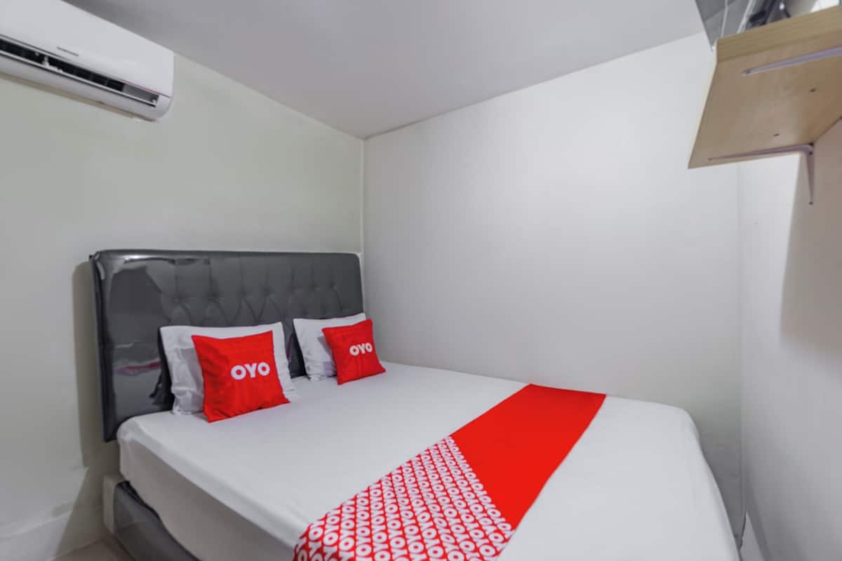 Deluxe Double Room | Meja, Wi-fi percuma, cadar katil