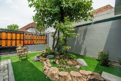 OYO 93526 Homely Syariah