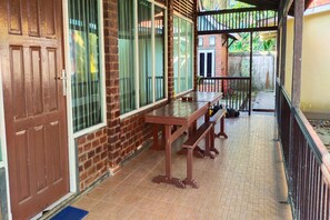 Interior detail - Hotel O Guest House Zidan 21 (Tanahgrogot)