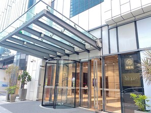 Fachada de la propiedad