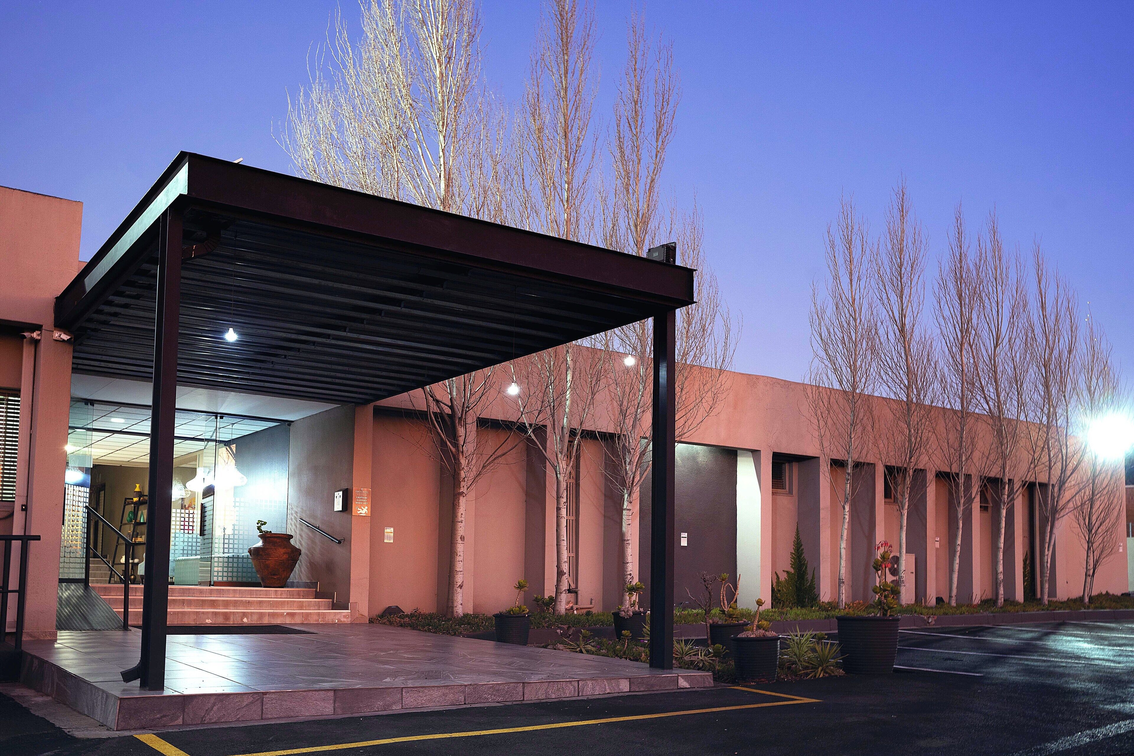 المنشأة من الخارج