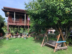 House | Soundproofing, free WiFi, bed sheets - Metha Country View Homestay Singburi (Khai Bang Rachan)