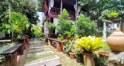 Metha Country View Homestay Singburi