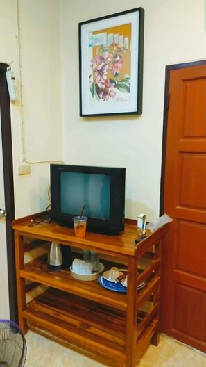Quarto triplo | Quartos à prova de som, Wi-Fi de cortesia, roupa de cama