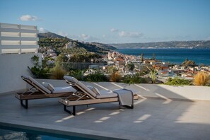 Pool - Minos 1, Amphimatrion Luxe Apt with private pool and Seaview, 750m to the beach (Kalyves)
