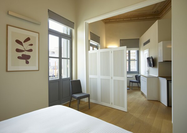 Apartemen Comfort | Area keluarga | Smart TV 42-inci dengan saluran TV kabel