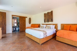 Luxury Villa | 3 bedrooms, laptop workspace, free WiFi, bed sheets - Villa Ku Tama by Villa Finder (Seminyak)