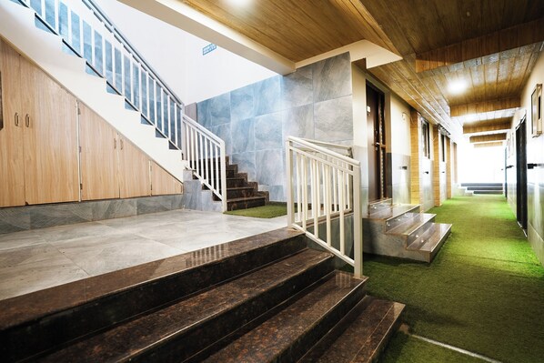 Interior - Kaizen Stays & Resto (Wai)