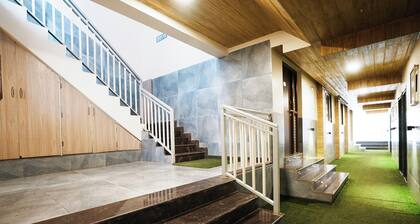 Kaizen Stays & Resto