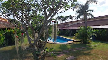Alberca al aire libre