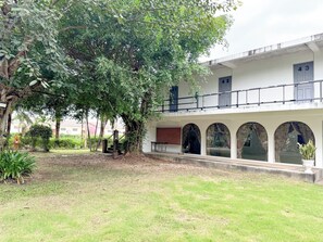 Fachada da propriedade