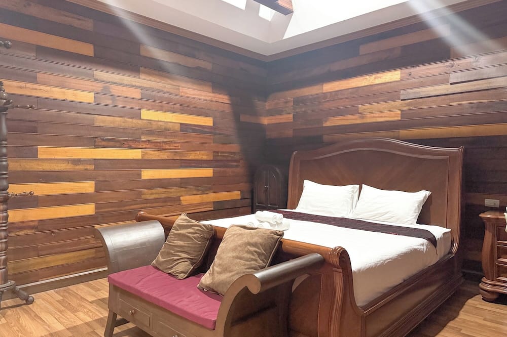 Grand Amazon Hotel