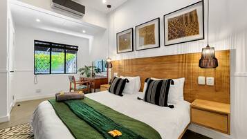 6 habitaciones, tabla de planchar con plancha y wifi gratis