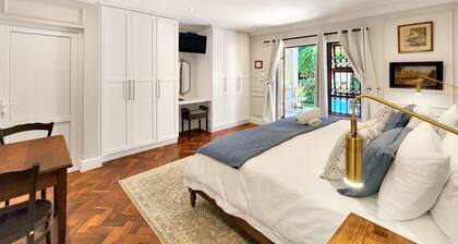 Clivia - Pinoak Self-catering Cottages