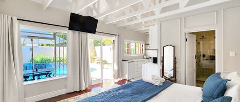 1 habitación, tabla de planchar con plancha, wifi gratis y ropa de cama