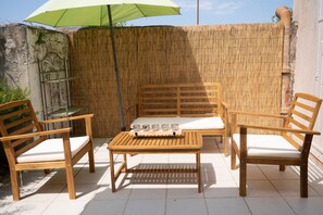 Terrace/patio - Appartement Indépendant Avec Climatisation, Jardin et Parking (Marseille)
