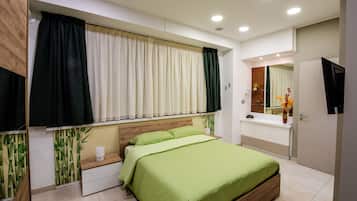 3 chambres, fer et planche à repasser, Wi-Fi gratuit, draps fournis