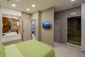 3 soverom, strykejern/-brett, wi-fi (inkludert) og sengetøy