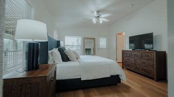 5 makuuhuonetta, silitysrauta/-lauta, vauvan matkasänky, ilmainen Wi-Fi