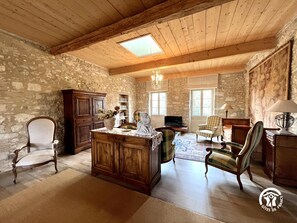Interior - Gite de Charme au Centre du Pays Cathare, Carcassonne. Calme et Détente Garantis (Lauraguel)