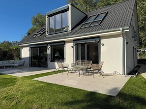 Outdoor dining - Modernes Apartment Direkt am Schwielowsee (Schwielowsee)