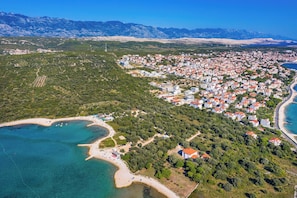 Beach - Apartment Ljubica With Nice Garden 3 (Novalja)