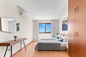 Villa | 5 chambres, décor unique, ameublement unique, fer et planche à repasser