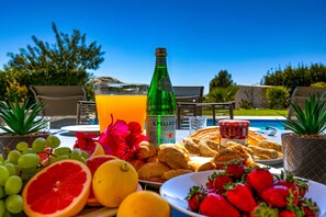 Villa | Terrace/patio - Villa Calantha 93 Aphrodite Hills (Kouklia)