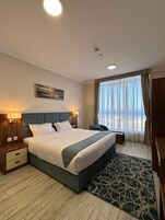 Ropa de cama hipoalergénica y minibar 