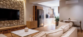 Num Suites & Lofts Athens