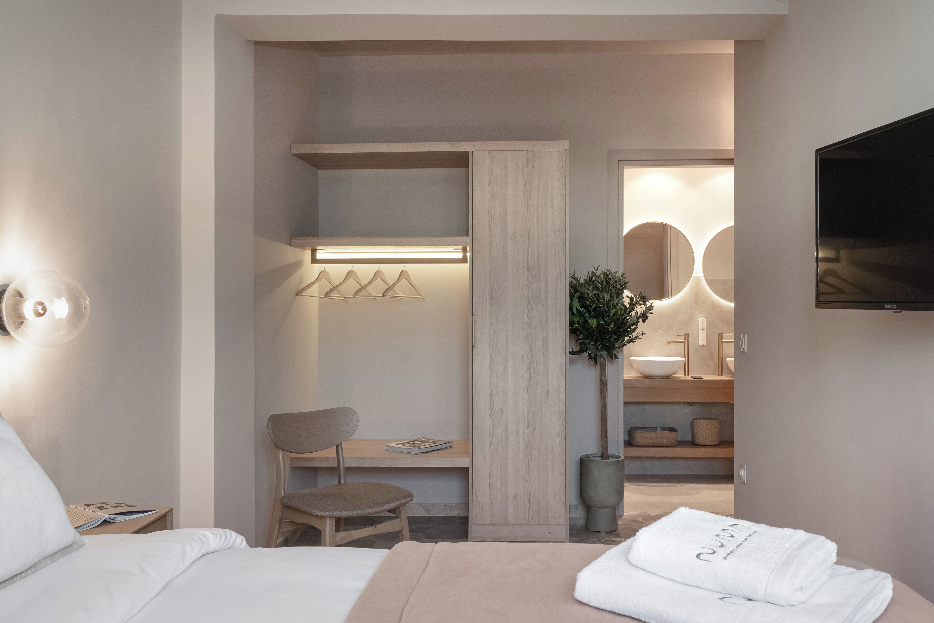 Photo - Num Suites & Lofts Athens