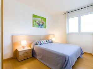 2 bedrooms