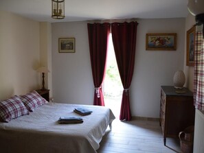 5 bedrooms, free WiFi