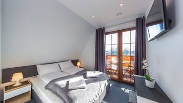 Basic Room, Mountain View | Free WiFi