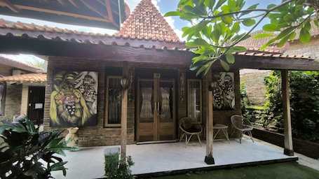 Exterior