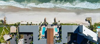 Ocean Breeze Oceanfront Tower King Room 2nd Fl