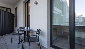 Apartment (1 Bedroom) | Outdoor dining - Italianway - Cecchi 18 A C3.01 (Milan)