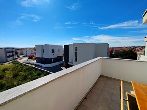 Apartment, 2 Bedrooms, Balcony, Garden View | Property grounds