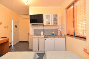 冷��蔵庫、コンロ