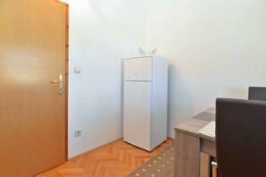 Interior - Holiday apartment with air conditioning (Pula)