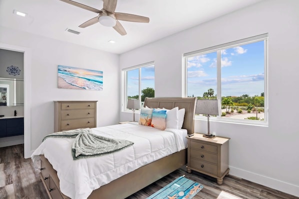 4 bedrooms, desk, iron/ironing board, free WiFi