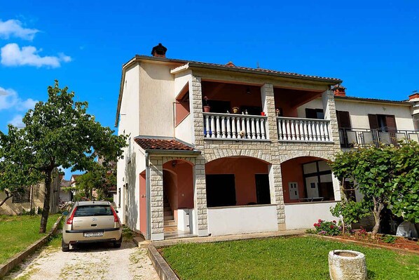 Exterior - Holiday apartment with air conditioning (Rovinj)