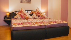 1 Schlafzimmer, WLAN, Bettwäsche