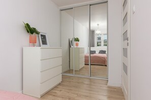 公寓, 1 間臥室, 露台 | 1 間睡房、床單