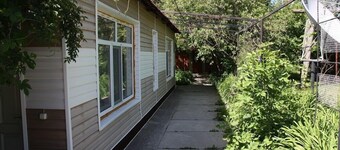 Zhenja and Lyuda's Boarding House