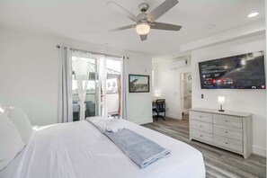 2 Schlafzimmer, Schreibtisch, Bügeleisen/Bügelbrett, WLAN