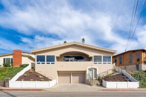 Exterior - Sunset Serenity On The Cliffs | Balcony| Oceanview (San Diego)