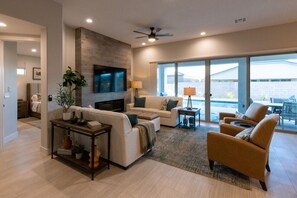 Smart TV, fireplace, books