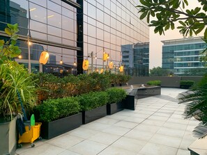 Exterior - WelHome - Greenery Beautiful Apartment Onyx Tower 2 (Dubai)
