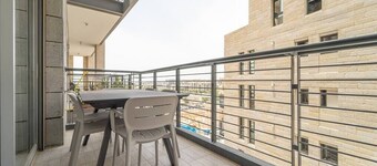 Amazing 4 bedroom, Shalem Tower